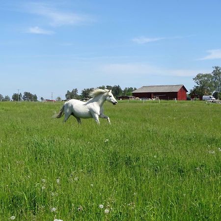 Broby Bed & Breakfast Nyköping Eksteriør bilde